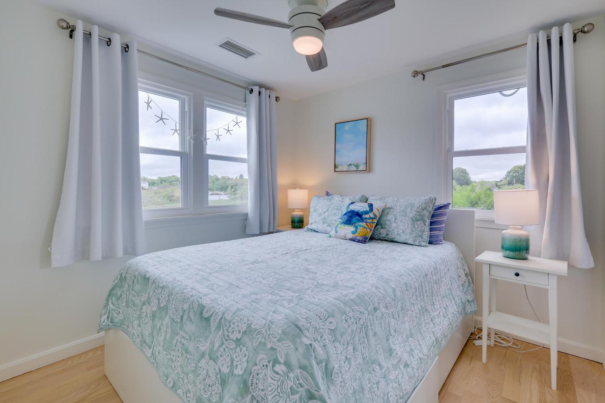 Cozy Narragansett Cottage With Dock And Outdoor Shower מראה חיצוני תמונה