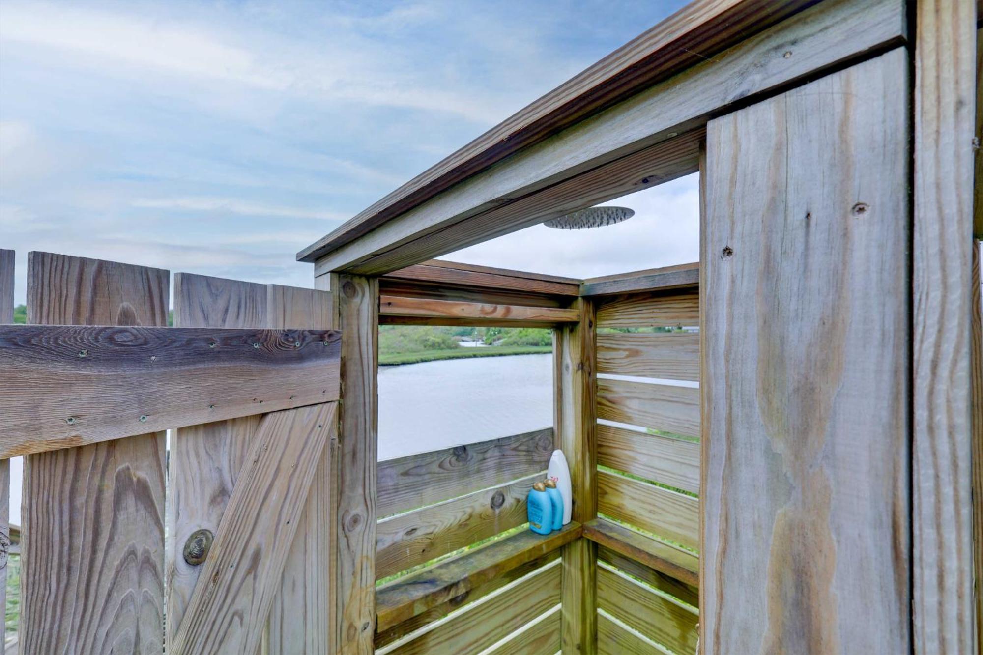 Cozy Narragansett Cottage With Dock And Outdoor Shower מראה חיצוני תמונה