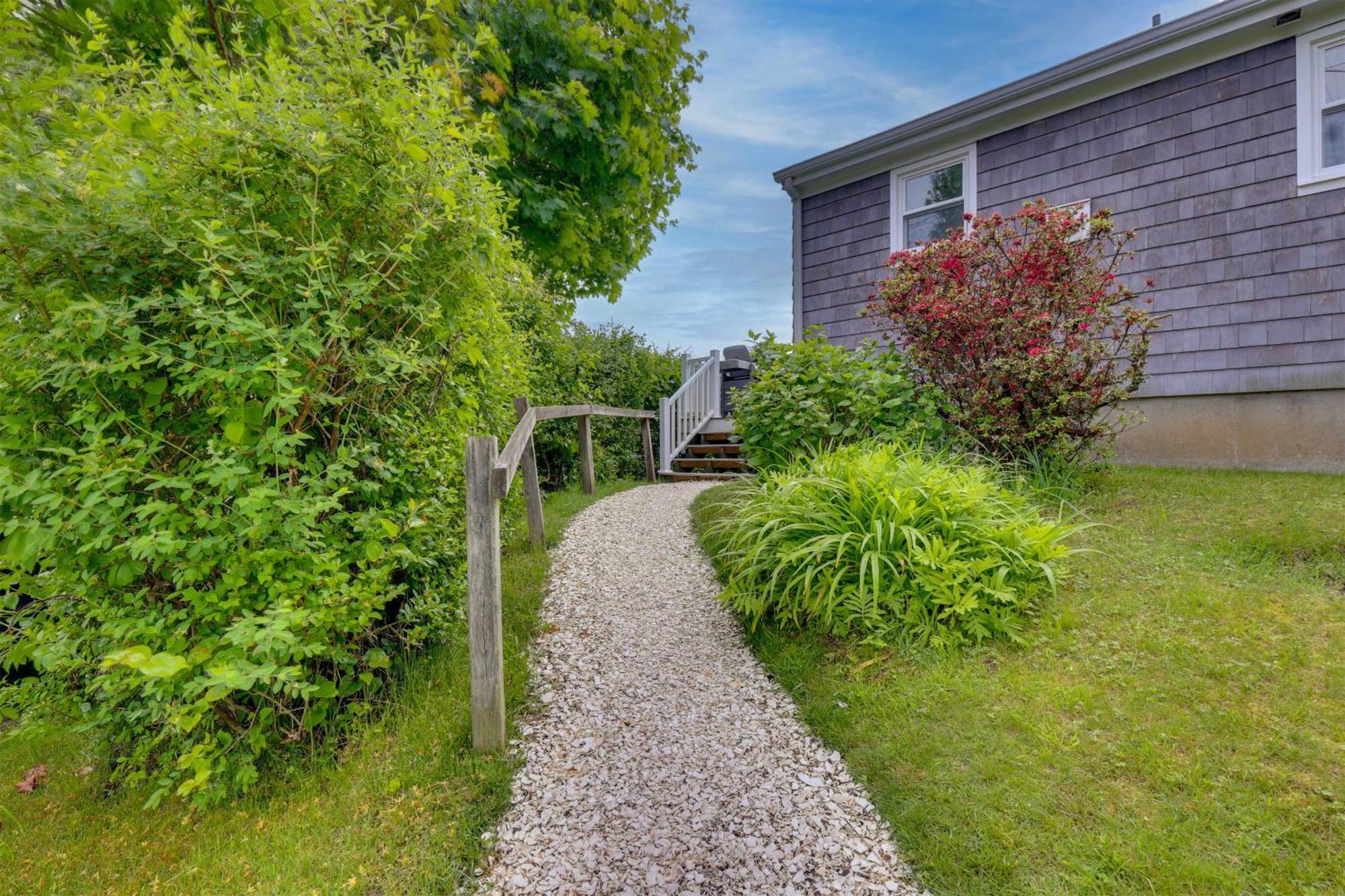 Cozy Narragansett Cottage With Dock And Outdoor Shower מראה חיצוני תמונה